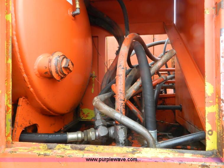 image for item BT9846 1976 Bantam C-166 excavator