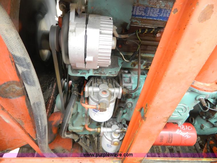 image for item BT9846 1976 Bantam C-166 excavator