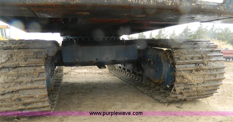 image for item BT9846 1976 Bantam C-166 excavator