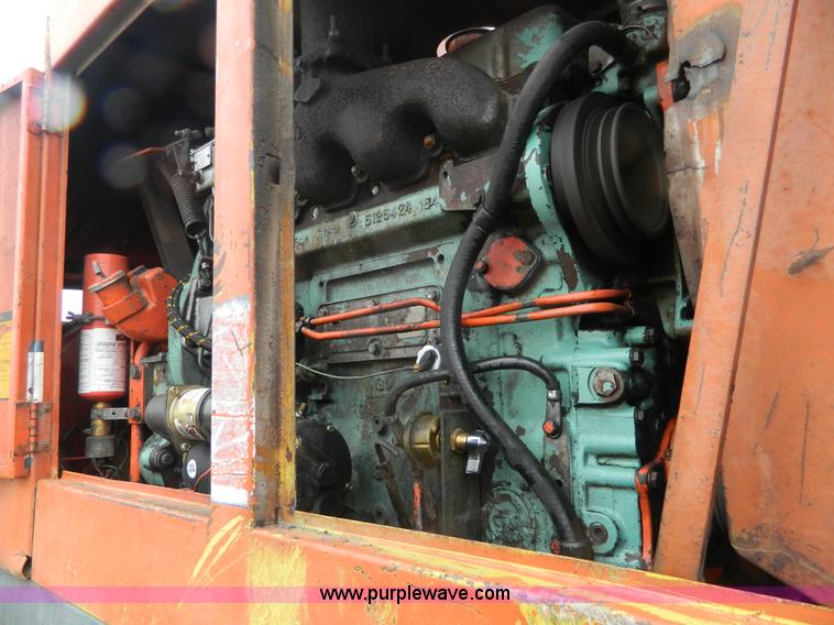 image for item BT9846 1976 Bantam C-166 excavator