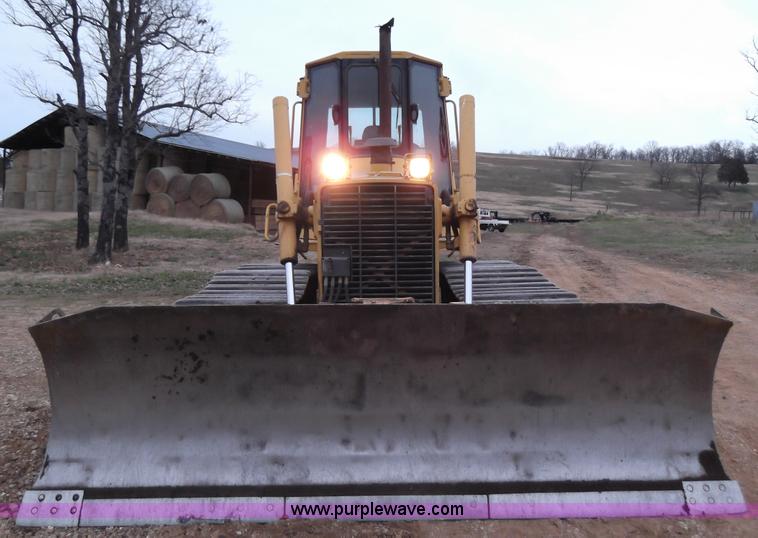 image for item E1238 1998 John Deere 750C LGP Series I dozer