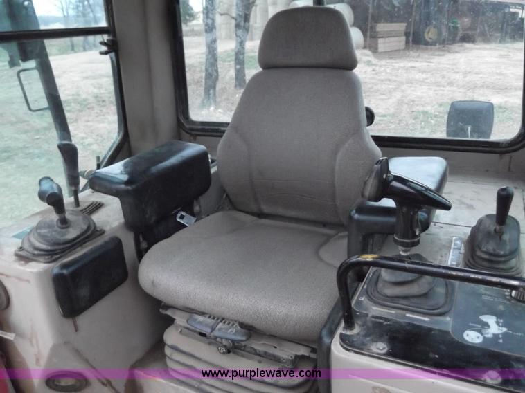 image for item E1238 1998 John Deere 750C LGP Series I dozer