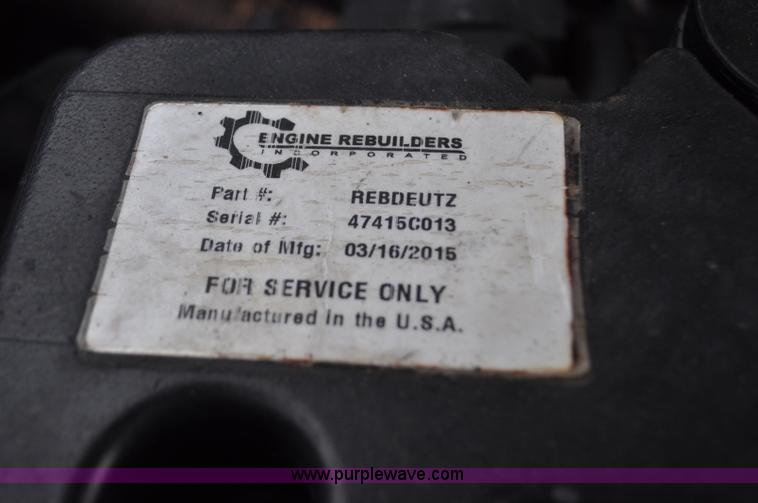 image for item G7038 2006 Terex HR32 compact excavator