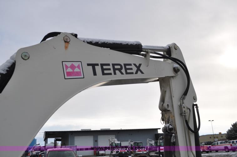 image for item G7038 2006 Terex HR32 compact excavator