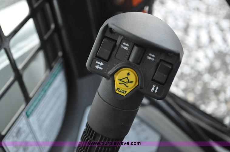 image for item G7039 2013 Bobcat S550 skid steer