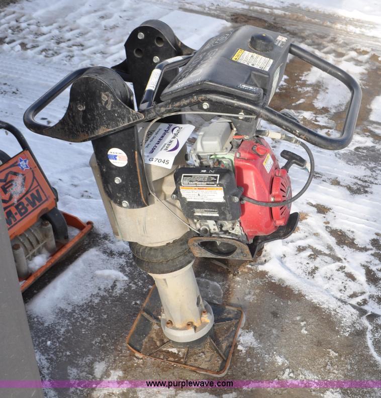 image for item G7045 MBW R442 walk-behind compactor