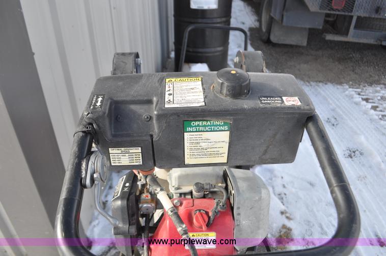 image for item G7045 MBW R442 walk-behind compactor