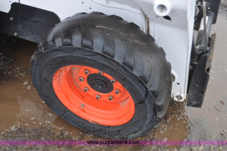 image for item G7053 2013 Bobcat S510 skid steer