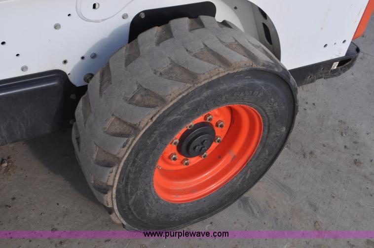 image for item G7077 2014 Bobcat S630 skid steer