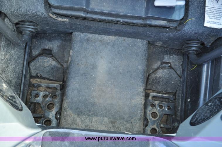 image for item G7077 2014 Bobcat S630 skid steer