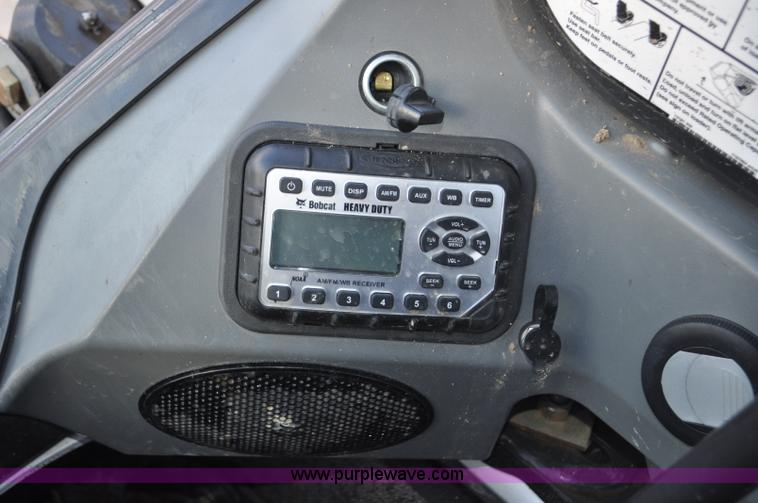 image for item G7077 2014 Bobcat S630 skid steer