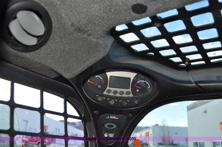 image for item G7077 2014 Bobcat S630 skid steer