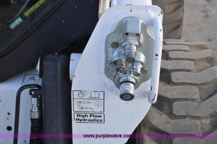 image for item G7077 2014 Bobcat S630 skid steer