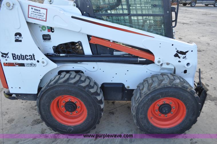 image for item G7077 2014 Bobcat S630 skid steer