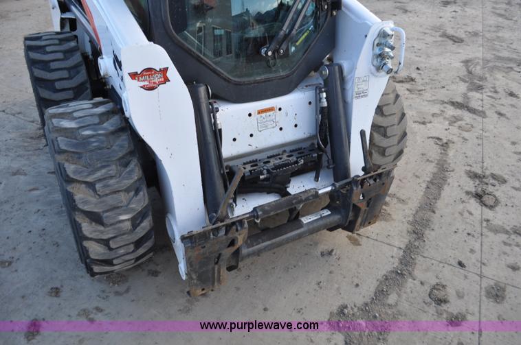 image for item G7077 2014 Bobcat S630 skid steer