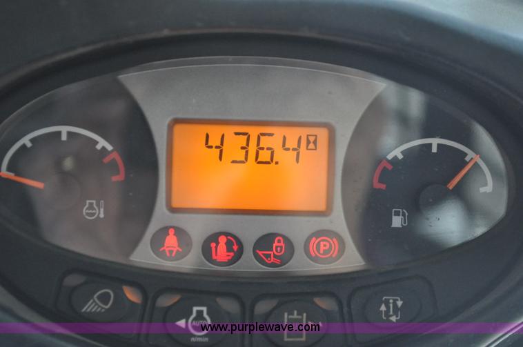 image for item G7077 2014 Bobcat S630 skid steer