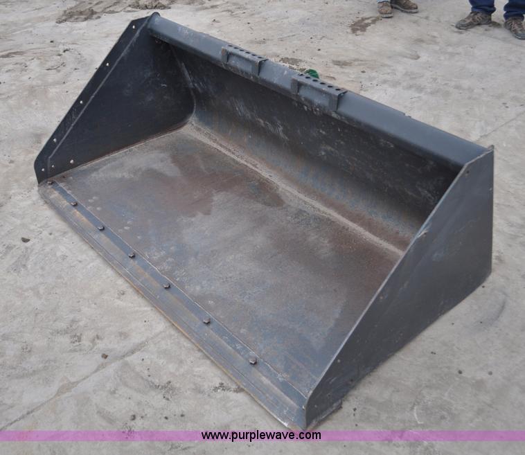 image for item G7082 Bobcat skid steer bucket