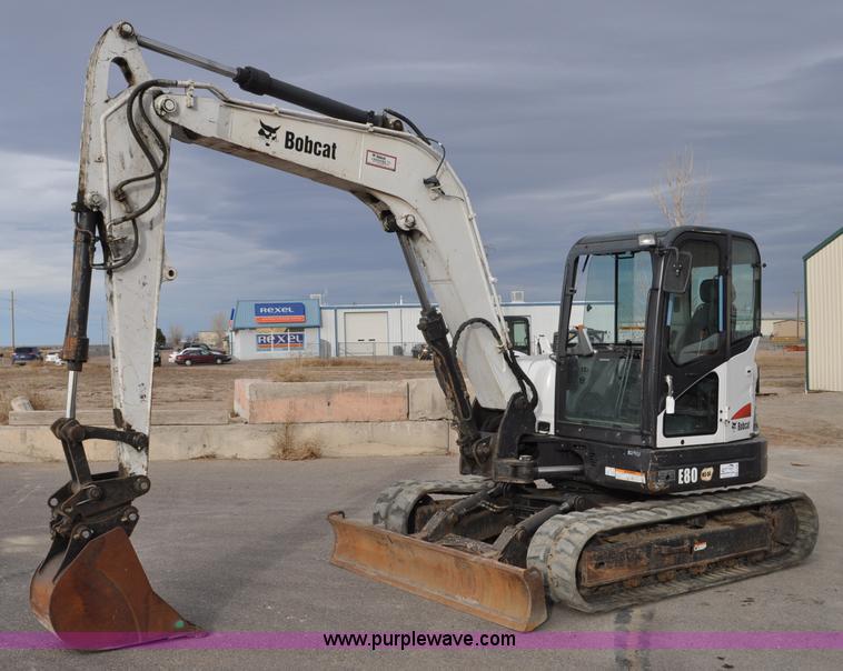 image for item G7086 2010 Bobcat E80 compact excavator