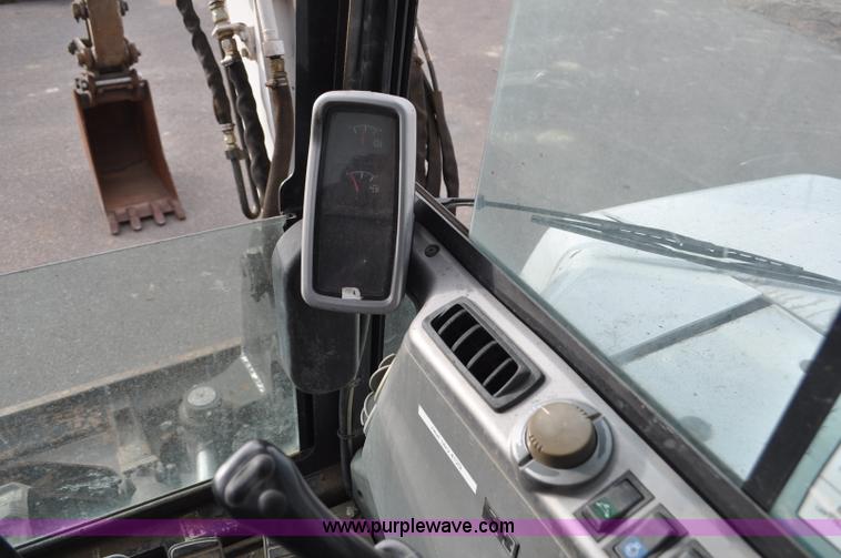 image for item G7086 2010 Bobcat E80 compact excavator