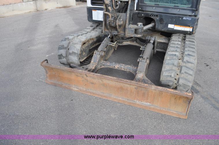 image for item G7086 2010 Bobcat E80 compact excavator