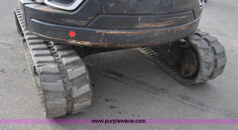 image for item G7086 2010 Bobcat E80 compact excavator