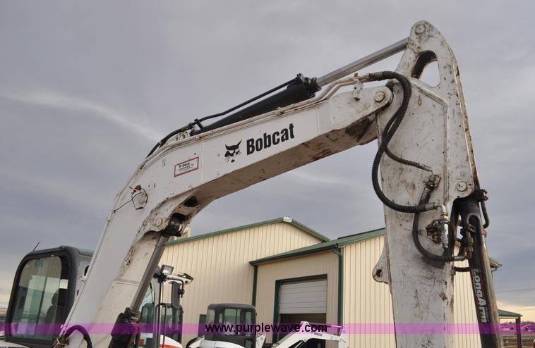 image for item G7086 2010 Bobcat E80 compact excavator