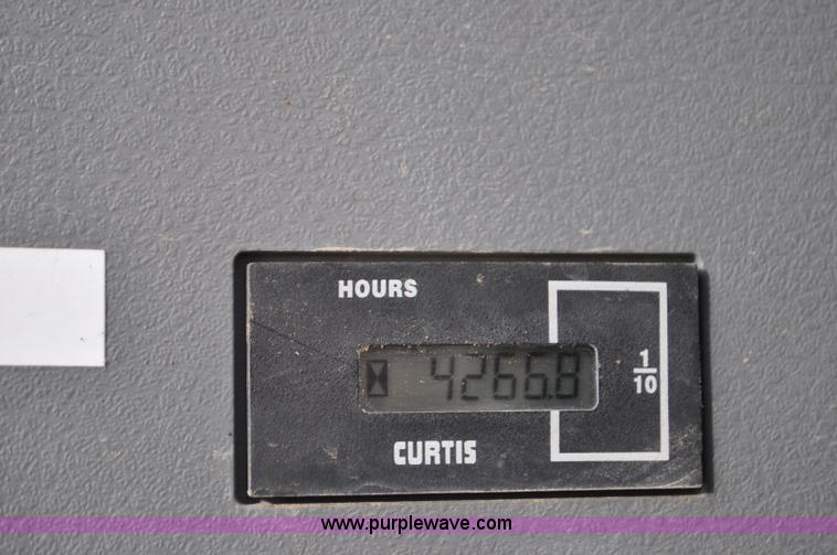 image for item G7086 2010 Bobcat E80 compact excavator