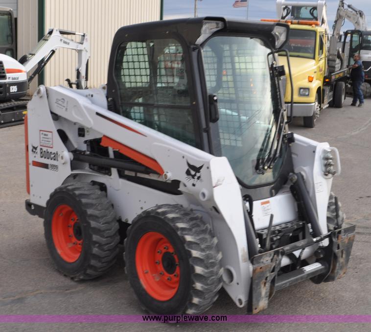 image for item G7088 2014 Bobcat S550 skid steer