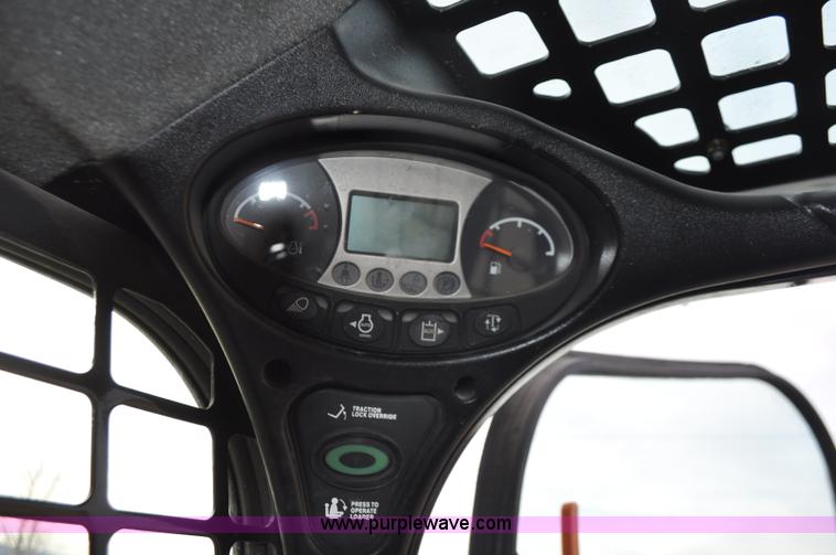 image for item G7088 2014 Bobcat S550 skid steer