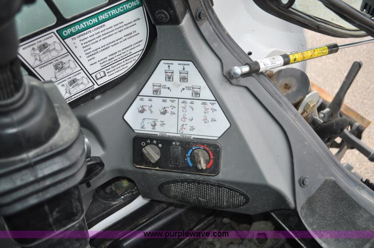 image for item G7088 2014 Bobcat S550 skid steer