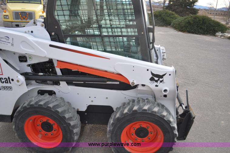 image for item G7088 2014 Bobcat S550 skid steer