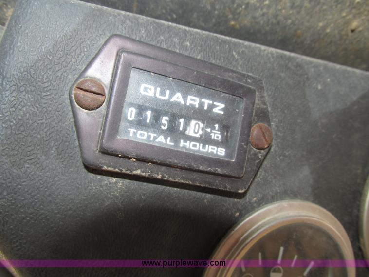 image for item H1005 Bobcat 843 skid steer
