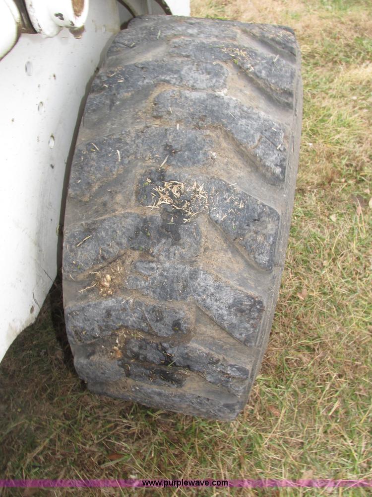 image for item H1005 Bobcat 843 skid steer