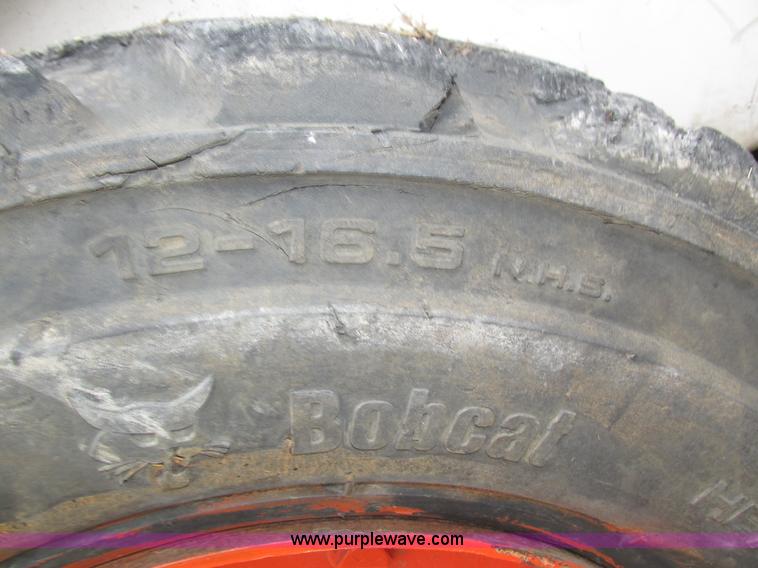image for item H1005 Bobcat 843 skid steer