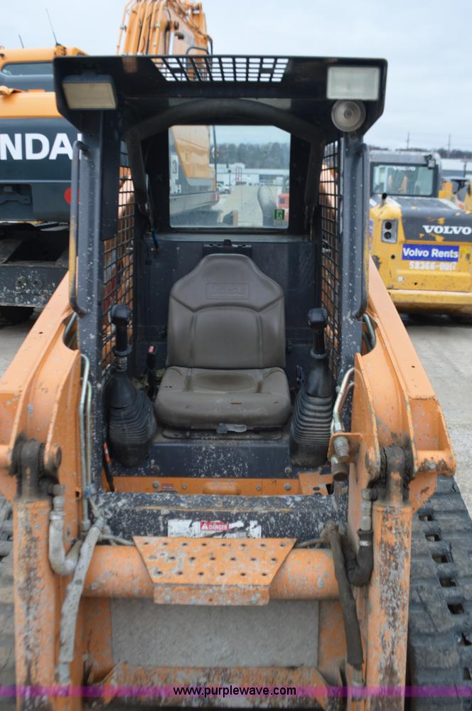 image for item I6267 2006 Case 440CT compact skid steer