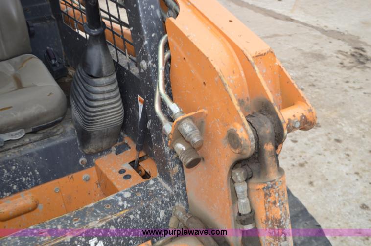 image for item I6267 2006 Case 440CT compact skid steer