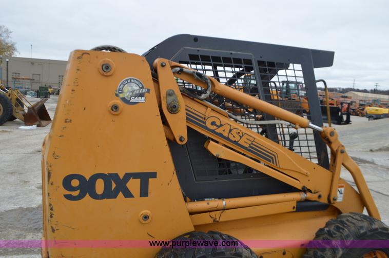 image for item I6268 1997 Case 90XT skid steer