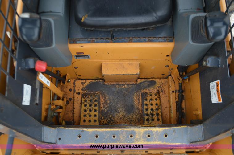 image for item I6268 1997 Case 90XT skid steer