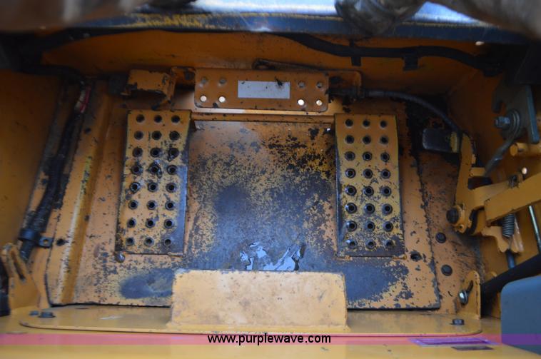 image for item I6268 1997 Case 90XT skid steer