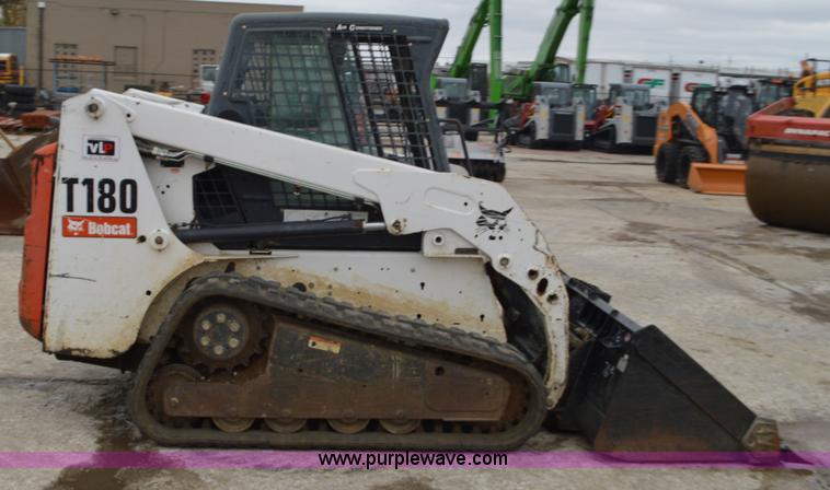 image for item I6269 2009 Bobcat T180 skid steer