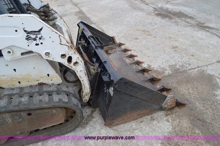 image for item I6269 2009 Bobcat T180 skid steer