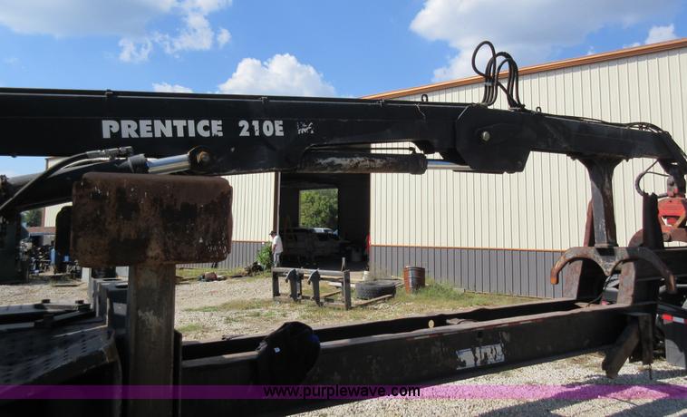 image for item I6459 Prentice 210E log loader