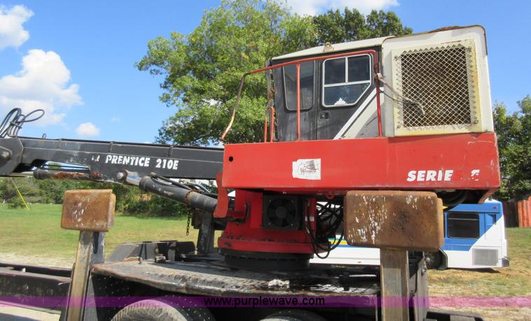 image for item I6459 Prentice 210E log loader