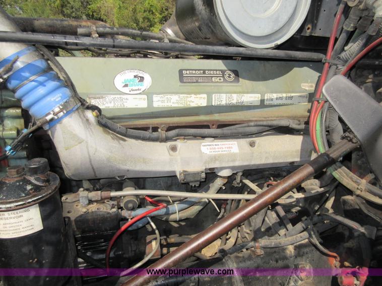 image for item I6460 1996 Freightliner FLD semi truck