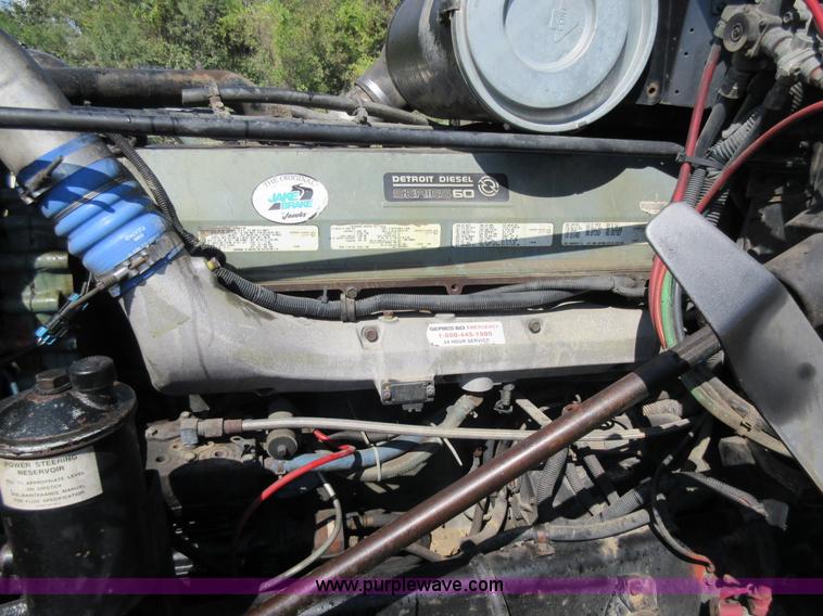 image for item I6460 1996 Freightliner FLD semi truck