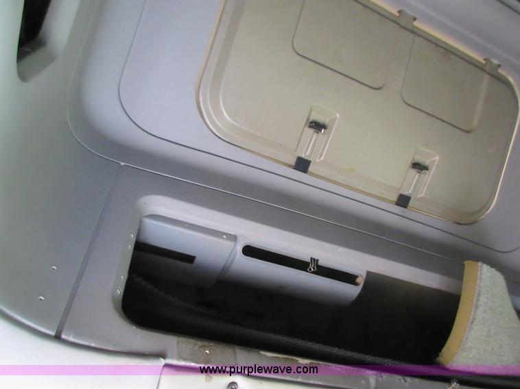 image for item I6460 1996 Freightliner FLD semi truck