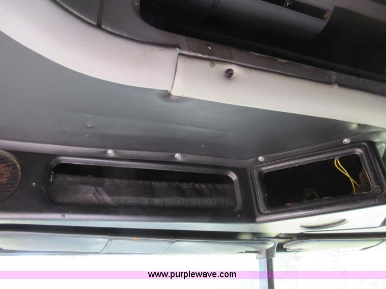 image for item I6460 1996 Freightliner FLD semi truck