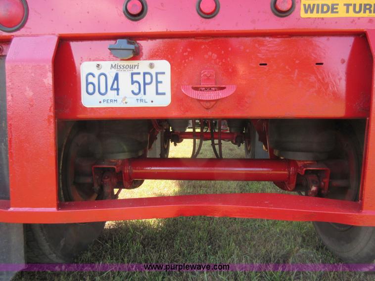 image for item I6461 1999 Fontaine flatbed trailer