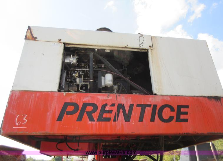 image for item I6462 Prentice 210D log loader