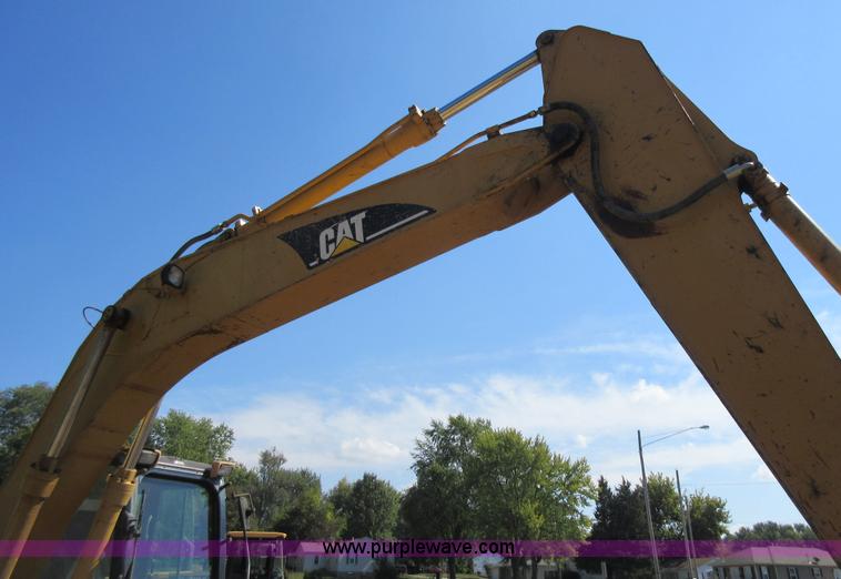 image for item I6463 2001 Caterpillar 315C L excavator